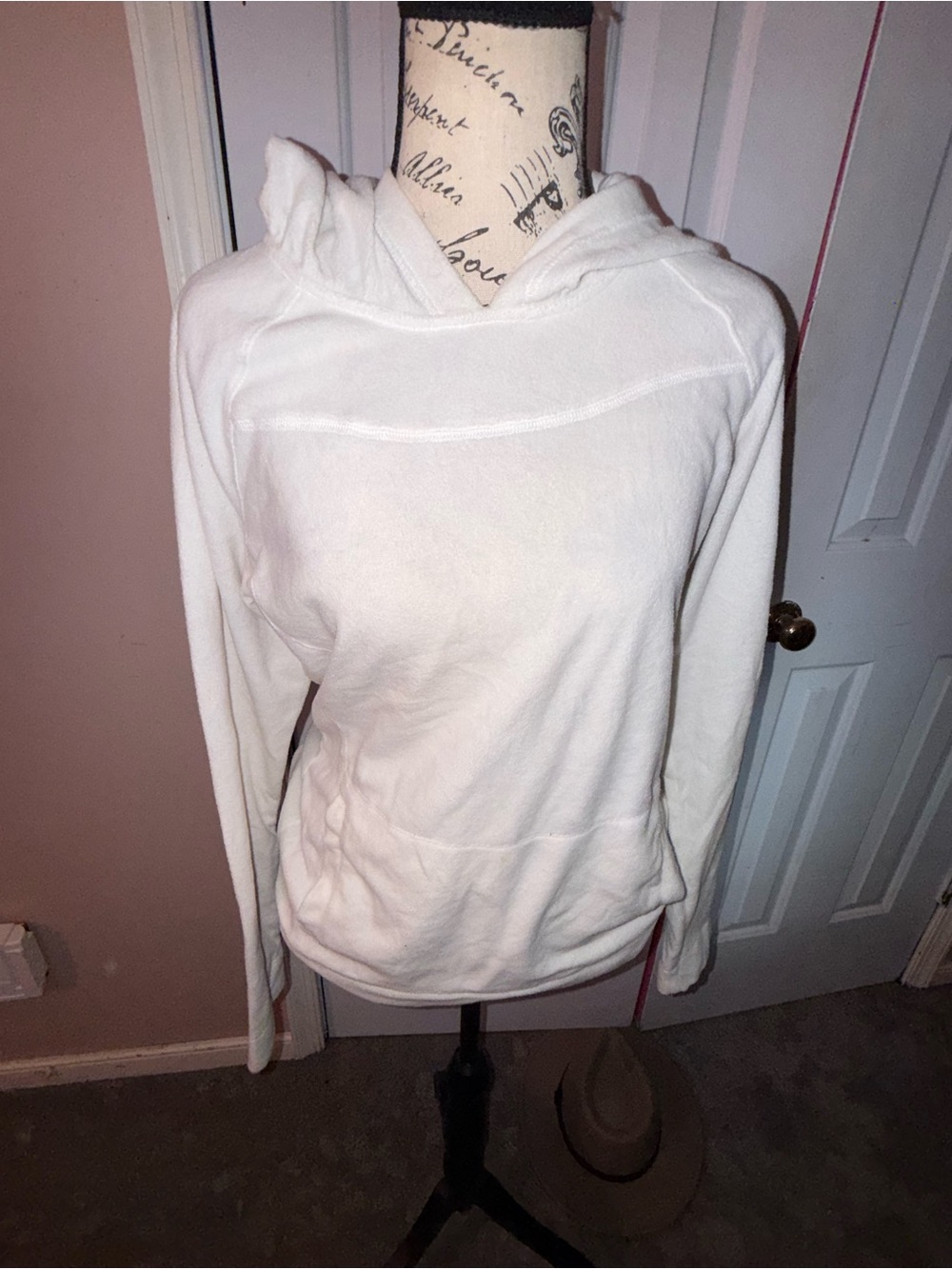Columbia White Women's Hooded Pullover Sweatshirt